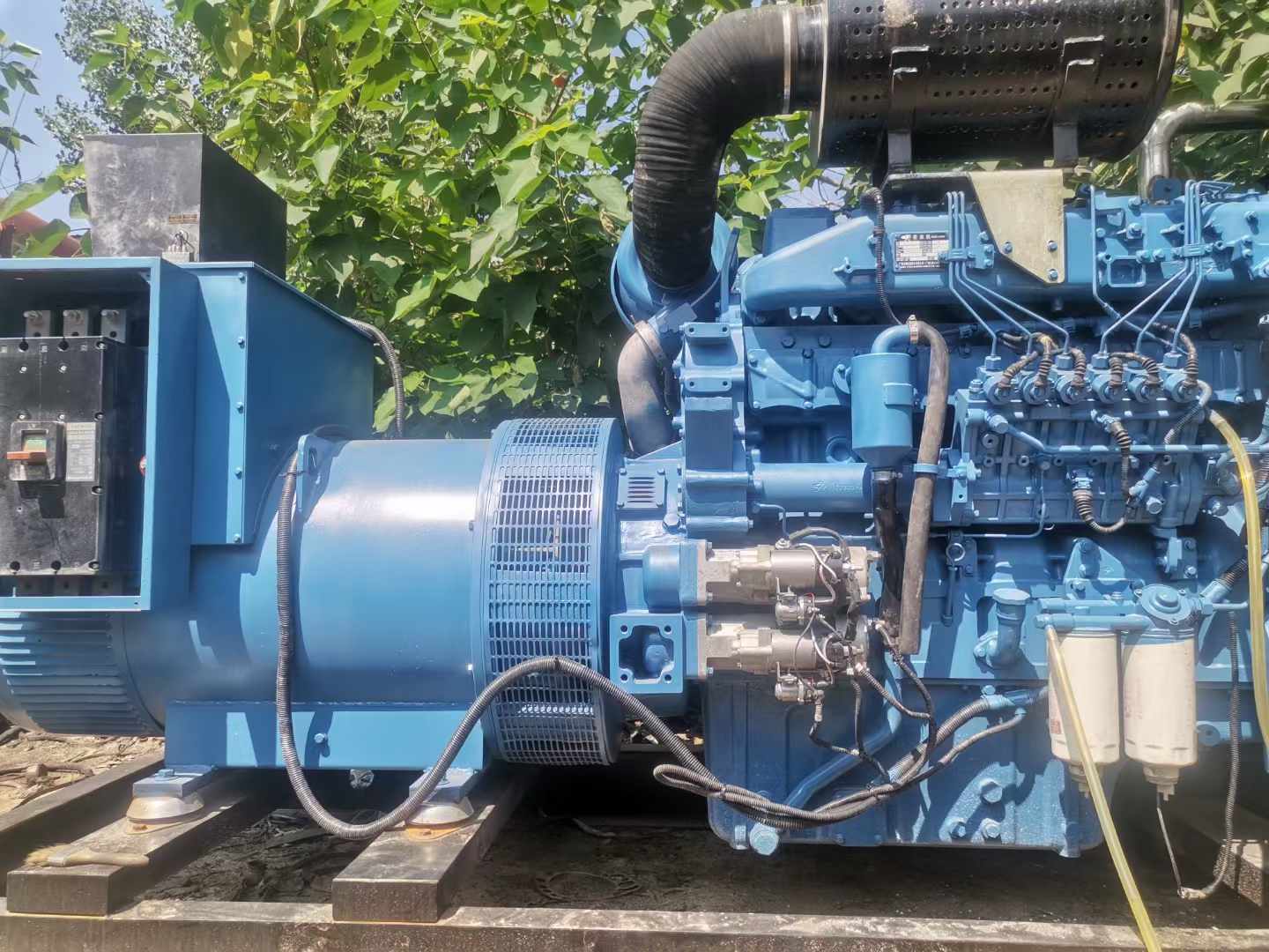 梨林镇详细说明降低 800kW 柴油发电机输出电流波动的方法