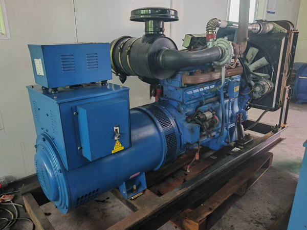 梨林镇100kW柴油发电机组使用多级机油有哪些优缺点？